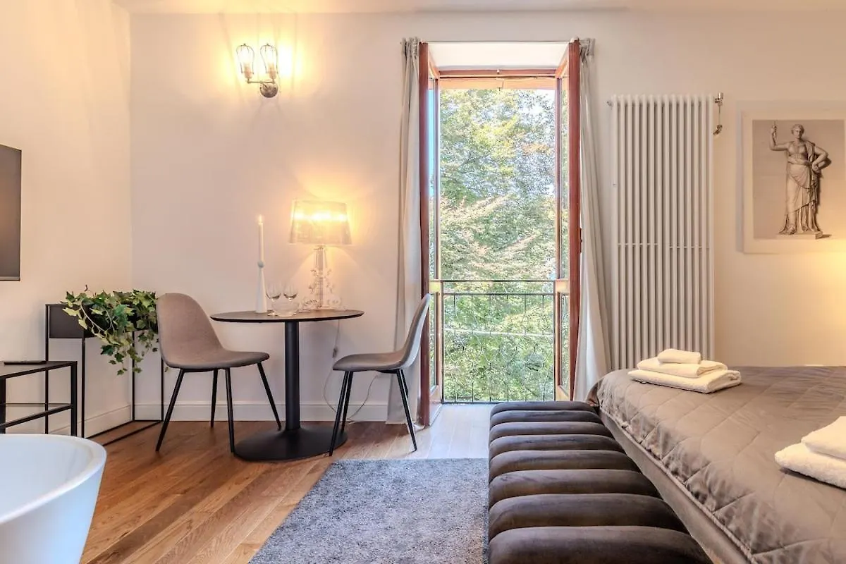Apartment Blue Como Luxury Suite Italy