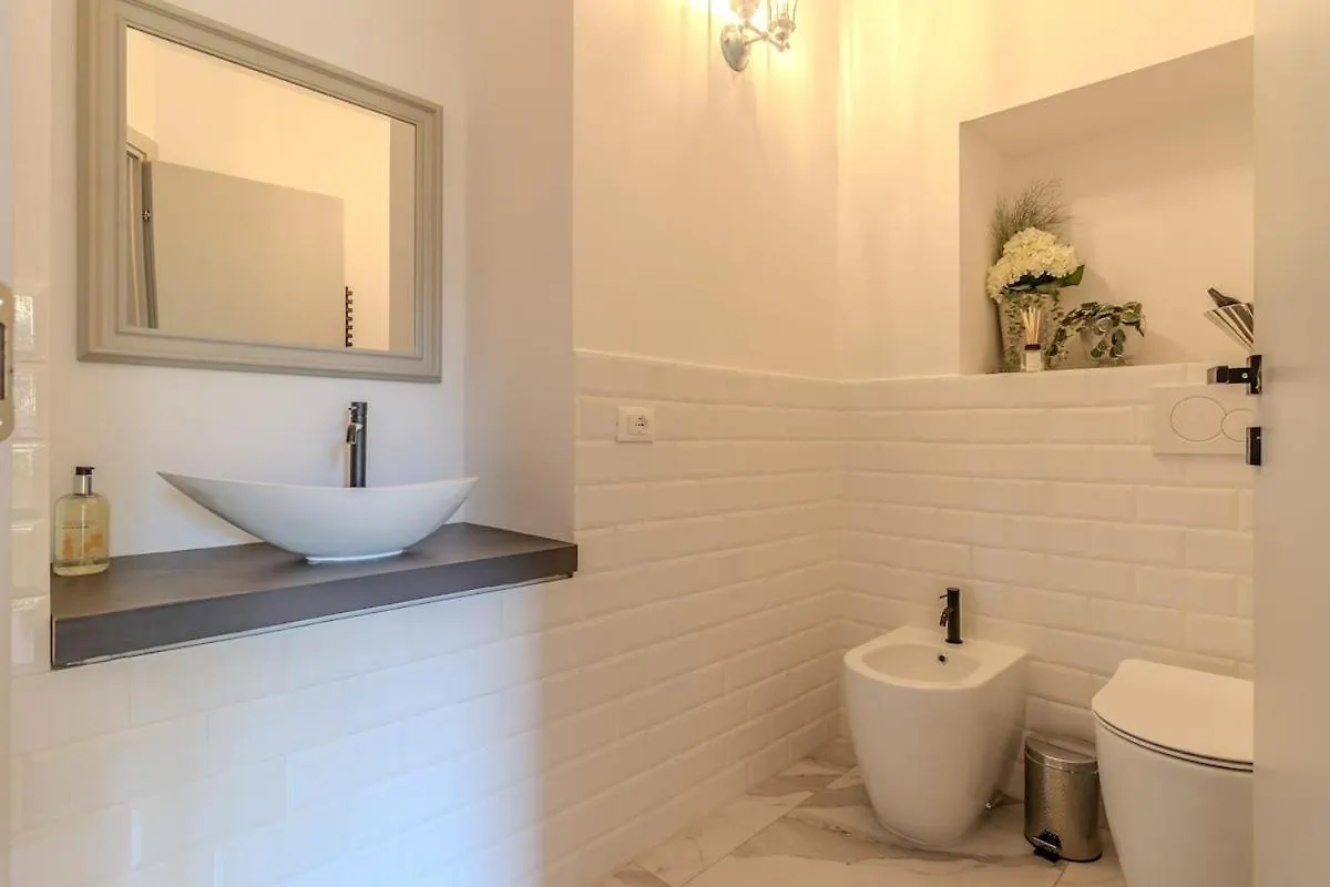 Daire Blue Como Luxury Suite İtalya
