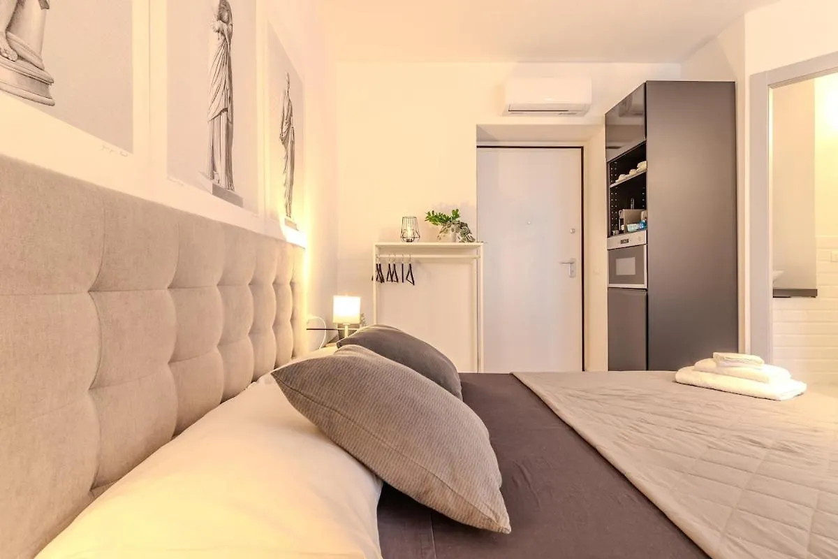 Blue Como Luxury Suite Apartment